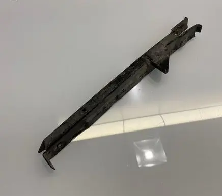 Mercedes-Benz E W211 Front bumper mounting bracket A2118801214 2118801214