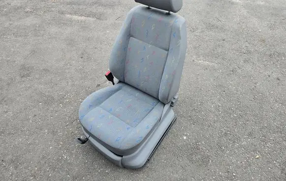 Volkswagen Caddy Front driver seat