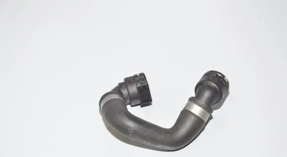 BMW X5 E70 Engine coolant pipe/hose 7800104