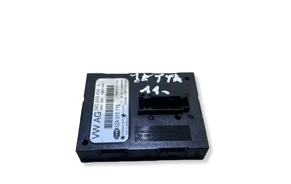 Volkswagen Jetta VI Keyless (KESSY) go control unit/module 5K0959434A 010176 S0802H085
