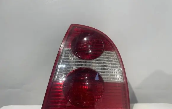 Volkswagen PASSAT B5.5 Rear/tail lights 3B5945096AE