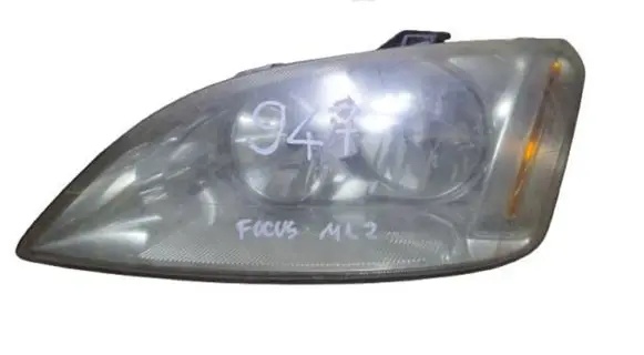 Ford Focus Headlight/headlamp 947
