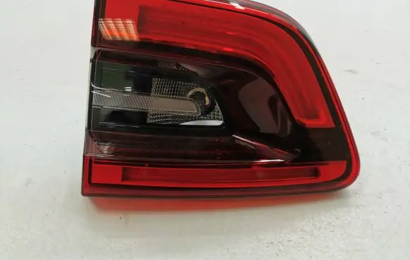 Renault Kadjar Tailgate rear/tail lights 265508898R