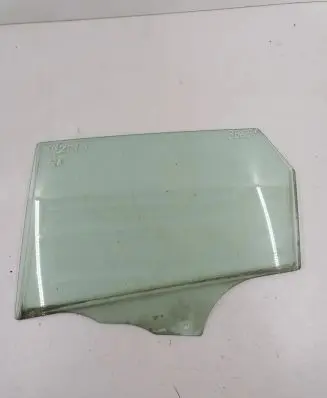 Mazda 3 I Rear door window glass