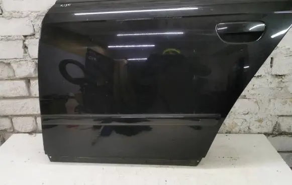 Audi A4 S4 B7 8E 8H Rear door