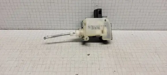 Seat Leon (1M) Tailgate boot lock/latch motor 1M6862159C