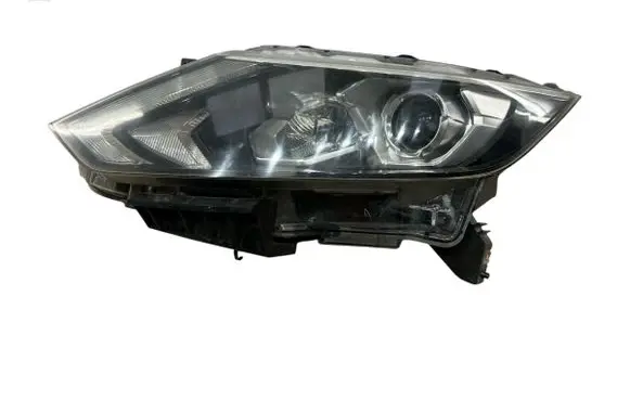 Nissan Qashqai Headlight/headlamp MDE1313899L 10018015 ME1313899L
