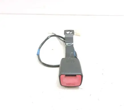 Subaru Outback Front seatbelt buckle E034501