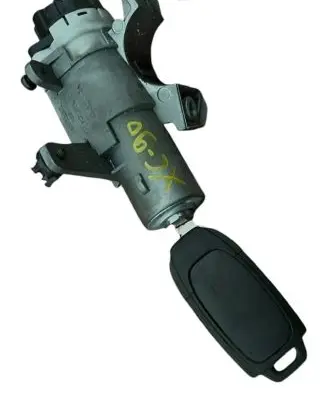 Volvo XC90 Ignition lock 8626324