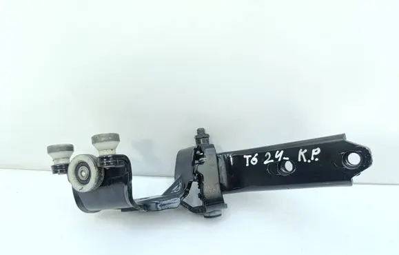 Volkswagen Transporter - Caravelle T6 Sliding door middle roller runner 7E0843335A S420MC3423
