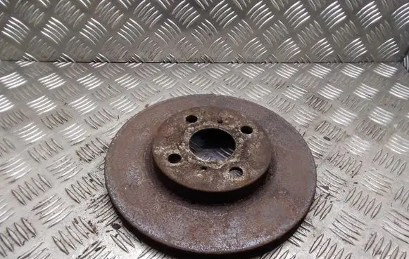 Toyota Yaris Front brake disc