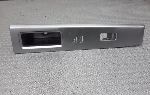 Mazda 5 Front door interior handle trim CC65684L1C