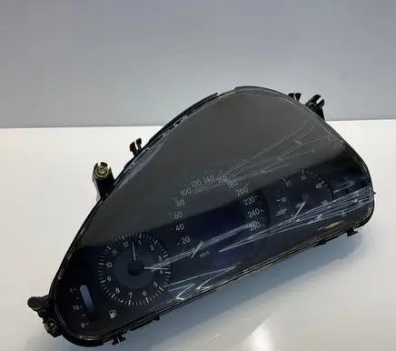 Speedometer (instrument cluster)