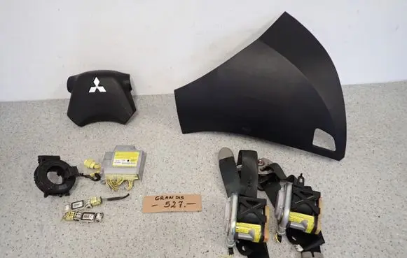 Mitsubishi Grandis Airbag set 