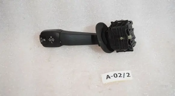 BMW 5 E39 Indicator stalk 8352172