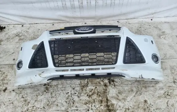 Ford Focus Front bumper