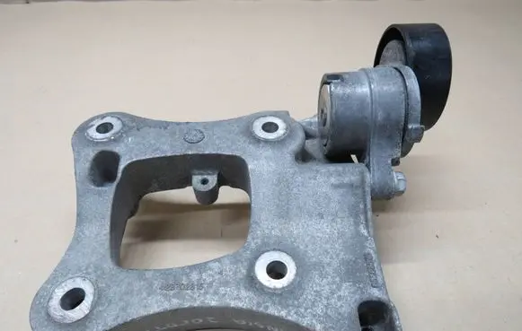 Opel Insignia A A/C compressor mount bracket 55588573