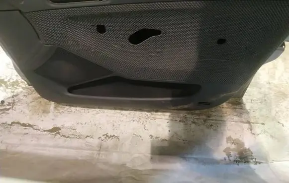 Skoda Fabia Mk1 (6Y) Front door card panel trim