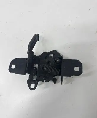 Seat Toledo II (1M) Engine bonnet/hood lock/catch 1M0823503B