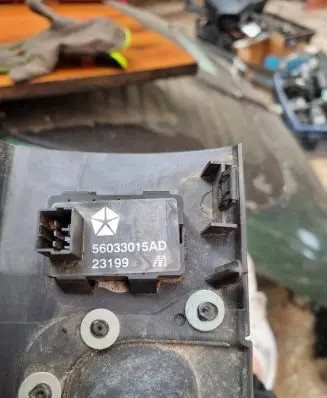 Jeep Grand Cherokee (WJ) Headlight level height control switch 56033015AD 5FZ29TRMAC PS4480