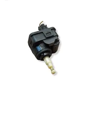 Opel Omega B2 Headlight level adjustment motor 00728230