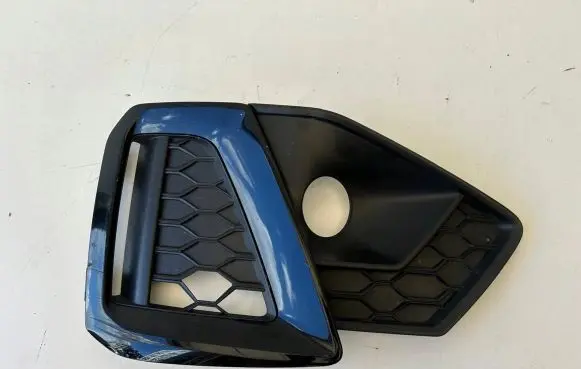 Audi A4 S4 B9 8W Front bumper lower grill 8W0807681AM