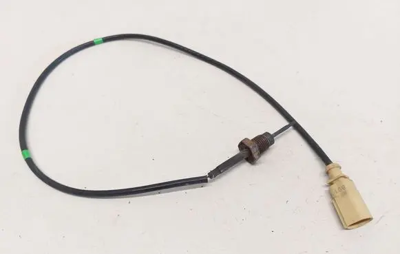 Volkswagen Tiguan Exhaust gas temperature sensor 04L906088CD