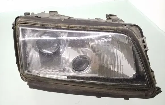 Audi A8 S8 D2 4D Headlight/headlamp 4D0941004