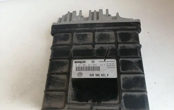 Volkswagen Sharan Engine control unit/module 028906021P 0281001251