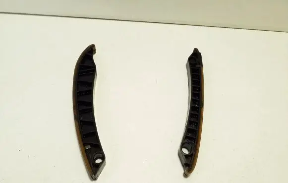 Nissan X-Trail T32 Slide rail for timing chain 130855231R 130855651R