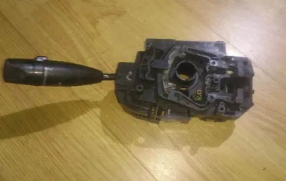 Mazda 626 Wiper control stalk ga2b17b112
