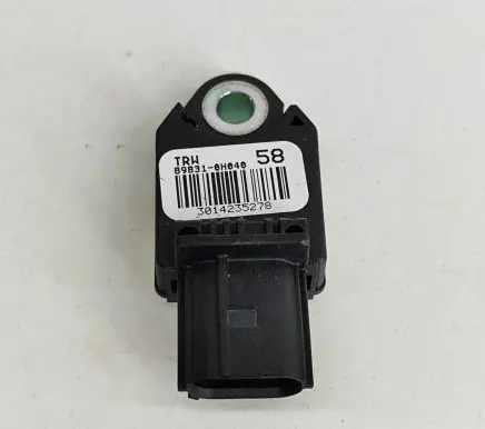 Peugeot 108 Airbag deployment crash/impact sensor 898310H040