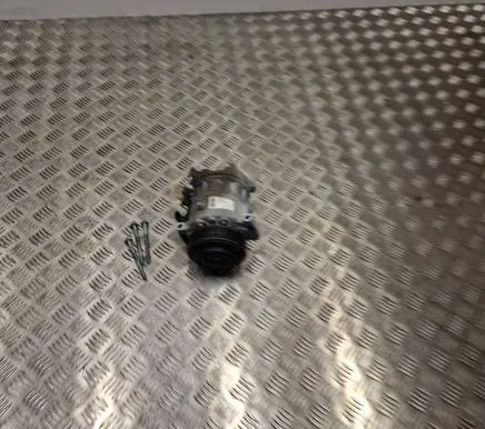 BMW M5 F90 Air conditioning (A/C) compressor (pump) 6822848