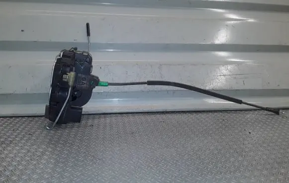 Opel Insignia A Rear door lock 13503807