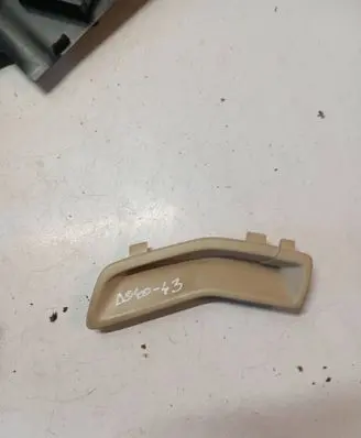 Volvo XC60 Seat belt trim 01287355
