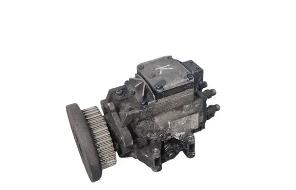Audi A4 S4 B6 8E 8H Fuel injection high pressure pump 059130106K