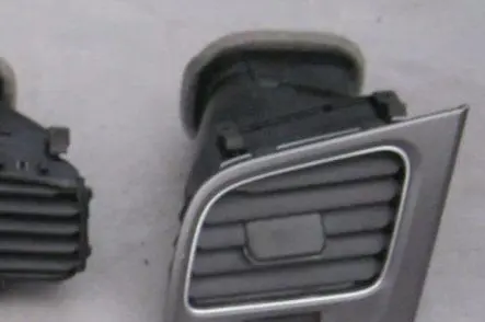Volkswagen Golf VII Dashboard side air vent grill/cover trim