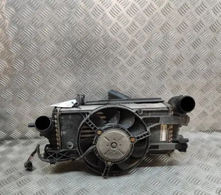 Ford Focus Intercooler radiator CV619L440VC BV618C607SB