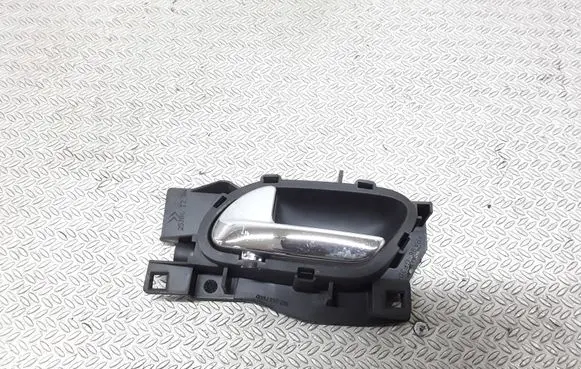 Peugeot 407 Front door interior handle