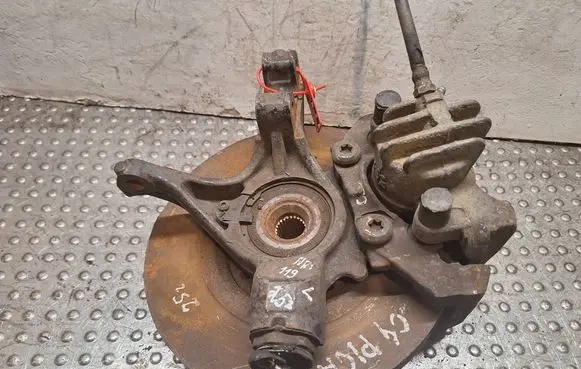 Peugeot 3008 I Front wheel hub spindle knuckle S14747119 P56