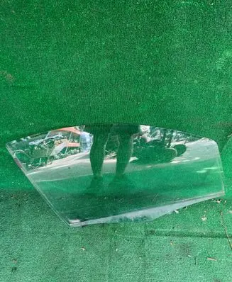 Fiat Fiorino Front door window glass four-door