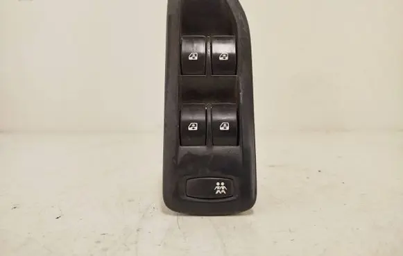 Renault Laguna II Electric window control switch 28515