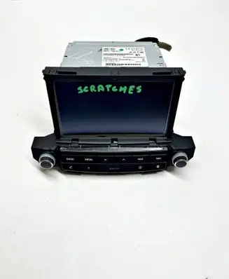 Hyundai Tucson TL Radio/CD/DVD/GPS head unit 96560D70104 10R048810 511KVVR048959