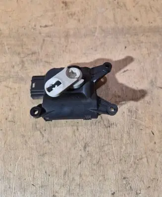 Audi A3 S3 8P Air flap motor/actuator 0132801340 963384KD 19075110