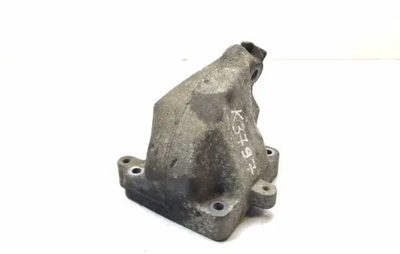 Mercedes-Benz R W251 Engine mounting bracket a6422230304 K3797