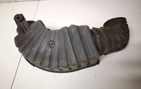 Chrysler 300M Intake resonator 4591109AD 4591129AD