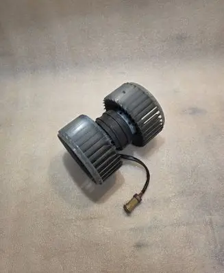Audi A8 S8 D2 4D Heater fan/blower 4d0959101