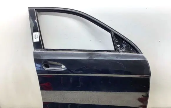 Mercedes-Benz ML W166 Front door 197