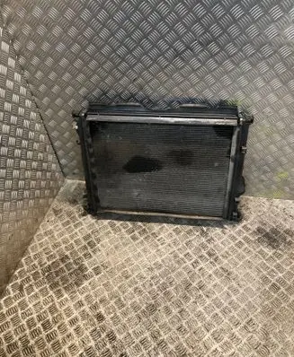 Chrysler 300 - 300C Coolant radiator 5175367AA