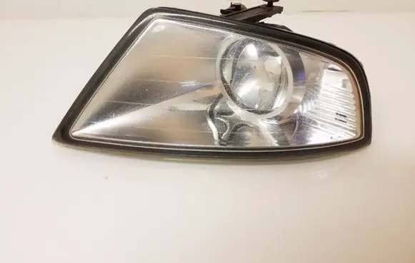 Ford Mondeo Mk III Front fog light 0305068002 3S7115K201AE